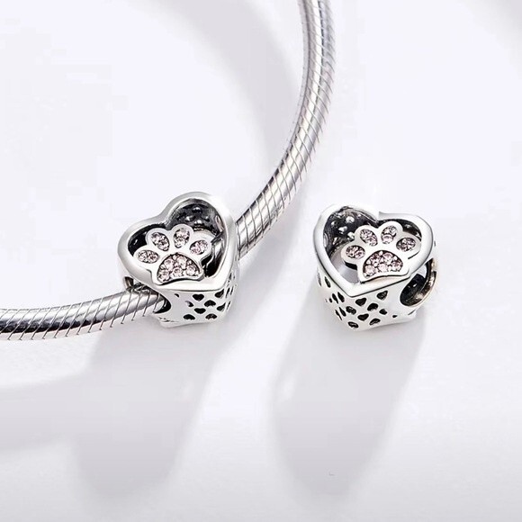 925 Sterling Silver Heart Pet Paw Pendant For Bracelet/Necklace - Picture 2 of 4